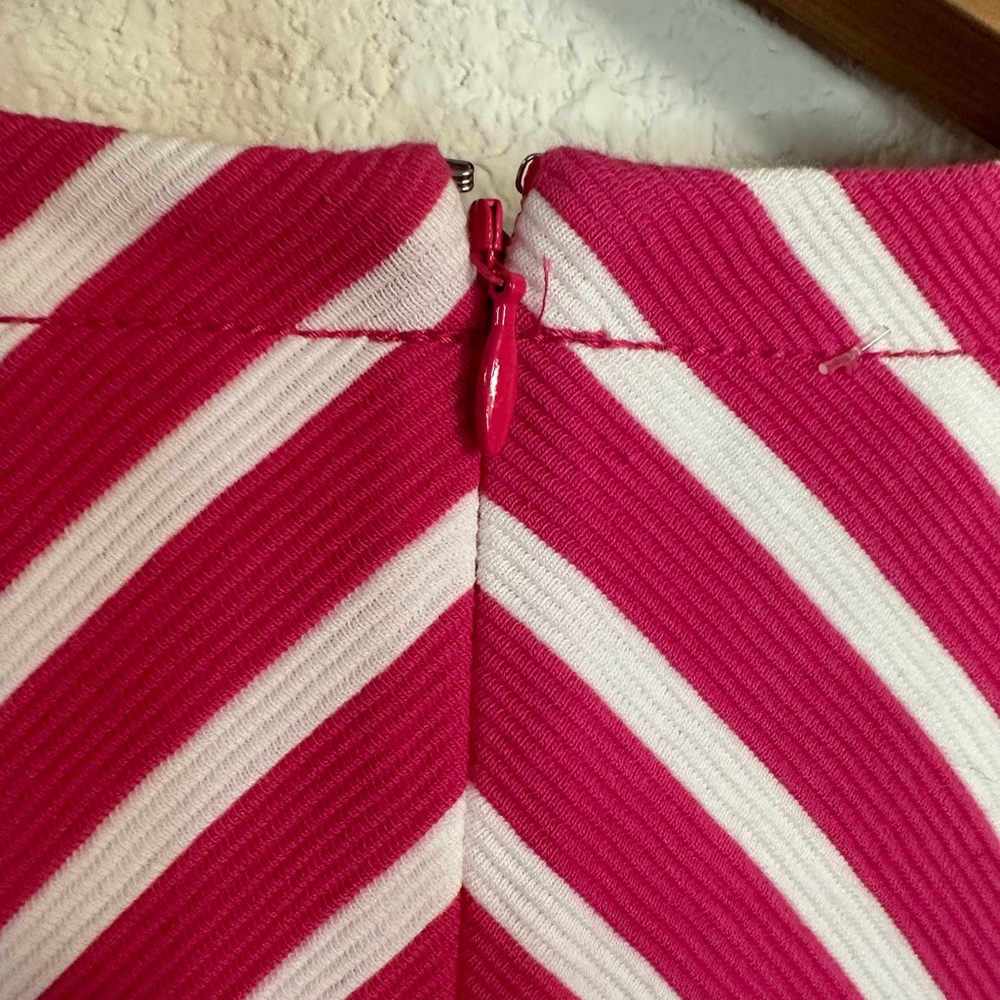 Talbots Barbie pink and white chevron striped midi dress small - Picture 4 of 4